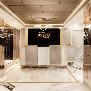 Star By Star Group- Near Delhi Airport Отель Нью-Дели